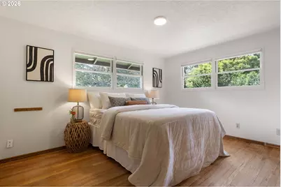 5919 SW Miles St, Portland, OR 97219 - Photo 16