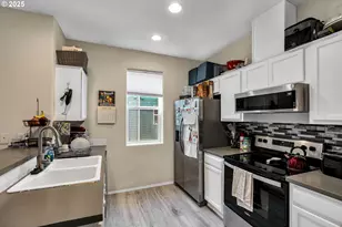 17385 SW Carson Ct, Beaverton, OR 97078 - Photo 12