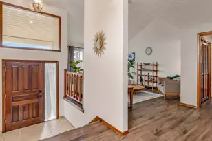 2905 SW Redfern Pl, Gresham, OR 97080 - Photo 6