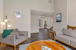 2905 SW Redfern Pl, Gresham, OR 97080 - Photo 8