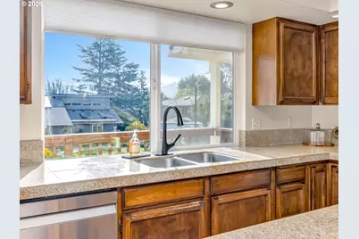 2905 SW Redfern Pl, Gresham, OR 97080 - Photo 14