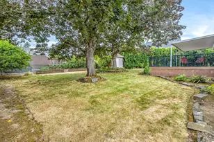 2905 SW Redfern Pl, Gresham, OR 97080 - Photo 36