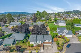 2905 SW Redfern Pl, Gresham, OR 97080 - Photo 42