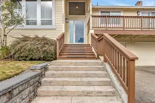 2905 SW Redfern Pl, Gresham, OR 97080 - Photo 4