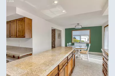 2905 SW Redfern Pl, Gresham, OR 97080 - Photo 16