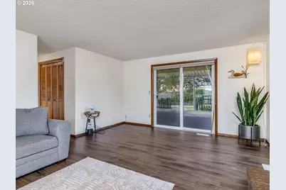 2905 SW Redfern Pl, Gresham, OR 97080 - Photo 22