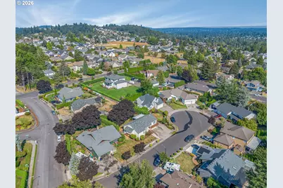 2905 SW Redfern Pl, Gresham, OR 97080 - Photo 44