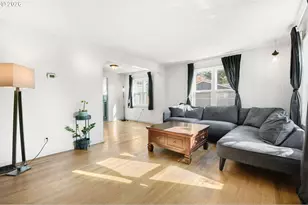 12107 SE Kelly St, Portland, OR 97266 - Photo 6