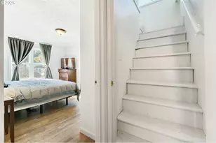 12107 SE Kelly St, Portland, OR 97266 - Photo 22