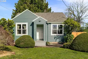 12107 SE Kelly St, Portland, OR 97266 - Photo 1
