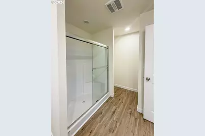 252 NE Third St, Oakland, OR 97462 - Photo 16