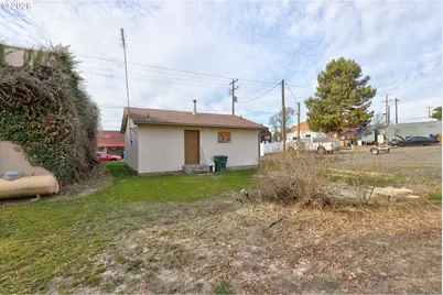 1013 Clark St, Wasco, OR 97065 - Photo 18