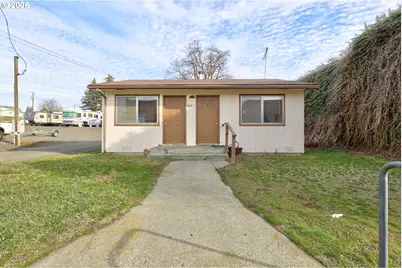 1013 Clark St, Wasco, OR 97065 - Photo 2