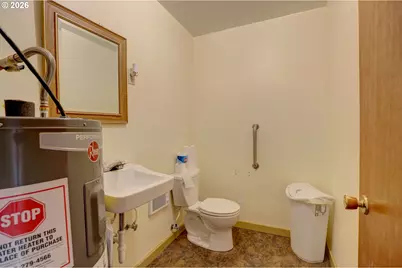 1013 Clark St, Wasco, OR 97065 - Photo 8