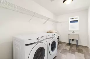 12305 SW Silvertip St, Beaverton, OR 97007 - Photo 34