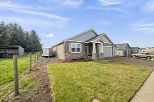 900 Marie St, Mount Angel, OR 97362 - Photo 4