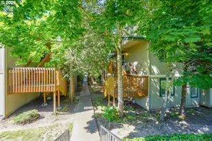 1504 NE 72nd St, Vancouver, WA 98665 - Photo 2