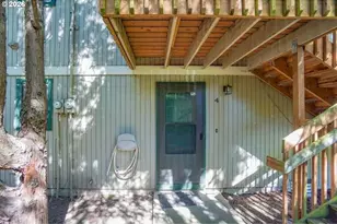 1504 NE 72nd St, Vancouver, WA 98665 - Photo 4