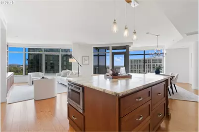 3601 S River Pkwy #2110, Portland, OR 97239 - Photo 16