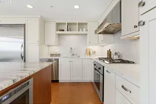 3601 S River Pkwy, Portland, OR 97239 - Photo 14