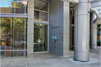 3601 S River Pkwy #2110, Portland, OR 97239 - Photo 2
