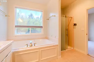16442 SE High Meadow Loop, Portland, OR 97236 - Photo 28