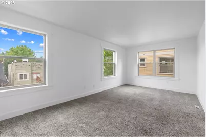 71 NE Graham St, Portland, OR 97212 - Photo 16
