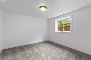 71 NE Graham St, Portland, OR 97212 - Photo 30