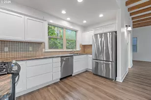 71 NE Graham St, Portland, OR 97212 - Photo 12