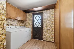 3585 Walton Ln, Eugene, OR 97408 - Photo 14