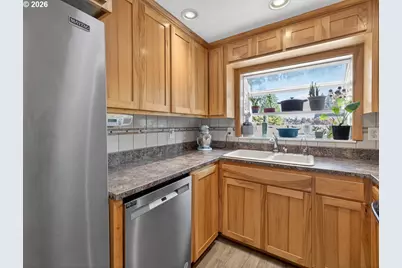 2314 Fulton Ct, Albany, OR 97322 - Photo 14