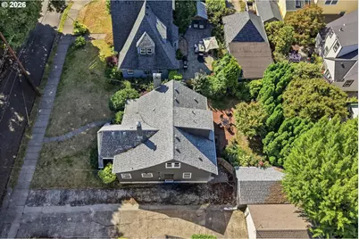 7531 SE Reed College Pl, Portland, OR 97202 - Photo 42