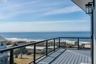 2035 NE 66th St, Lincoln City, OR 97367 - Photo 24
