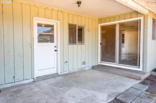425 SW Laurel St, Junction City, OR 97448 - Photo 24