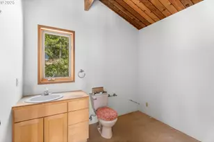 670 Old Homestead Rd, Oakland, OR 97462 - Photo 22