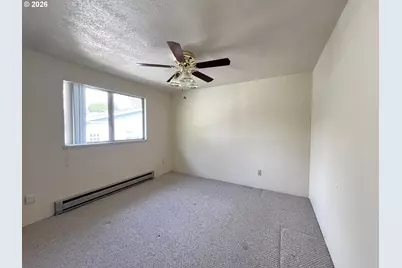 620 S Wasson St, Coos Bay, OR 97420 - Photo 14