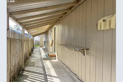 620 S Wasson St, Coos Bay, OR 97420 - Photo 18