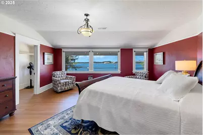 363 S Empire Blvd, Coos Bay, OR 97420 - Photo 34