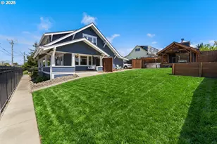 363 S Empire Blvd, Coos Bay, OR 97420 - Photo 8