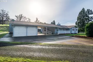 199 Blands Ln, Roseburg, OR 97471 - Photo 6