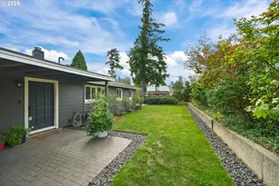 4735 Sussex St, West Linn, OR 97068 - Photo 2