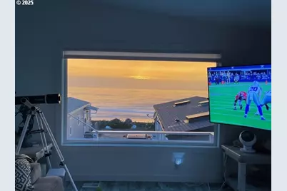 4875 N Highway 101, Depoe Bay, OR 97341 - Photo 30