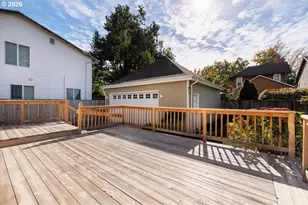 944 SE Sherrett St, Portland, OR 97202 - Photo 36