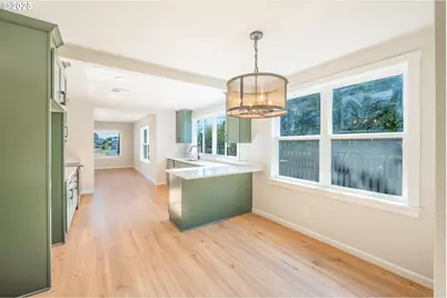 1078 Young St, Woodburn, OR 97071 - Photo 14