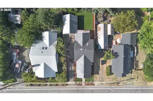 1078 Young St, Woodburn, OR 97071 - Photo 42