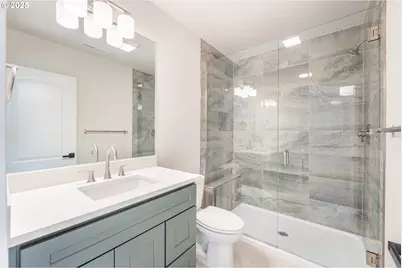 1078 Young St, Woodburn, OR 97071 - Photo 24