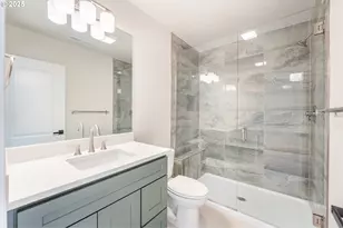 1078 Young St, Woodburn, OR 97071 - Photo 24