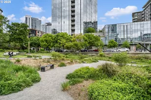 1075 NW Northrup St, Portland, OR 97209 - Photo 38