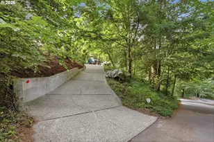 6829 SE 144th Ave, Portland, OR 97236 - Photo 2