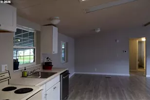 1699 N Terry St, Eugene, OR 97402 - Photo 12